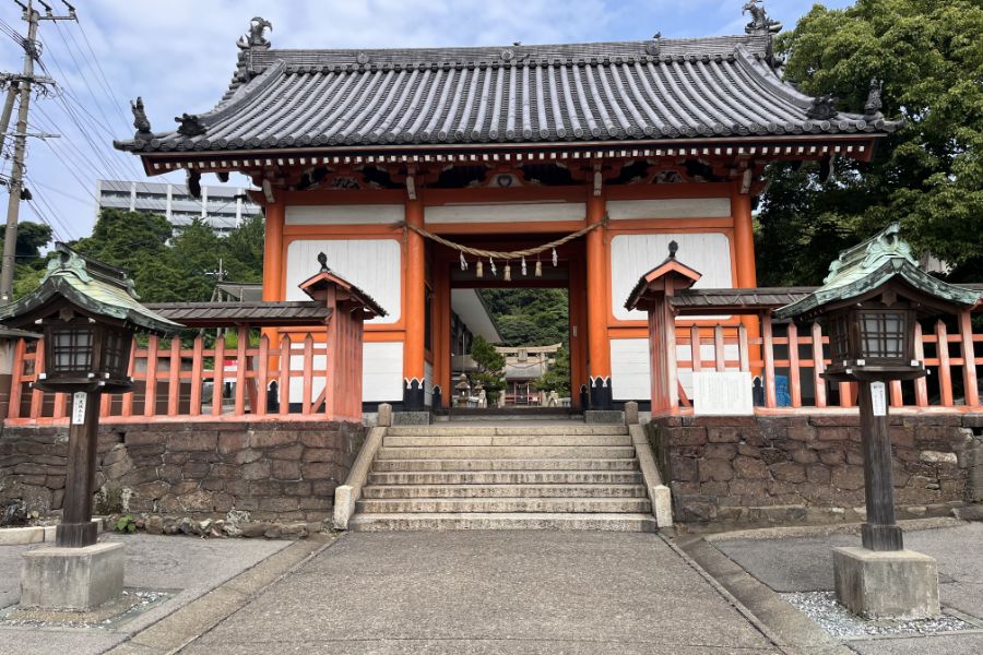 早吸日女神社